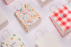 打造有吸引力的化妆品包装袋，平衡产品价值 [永兴集团]